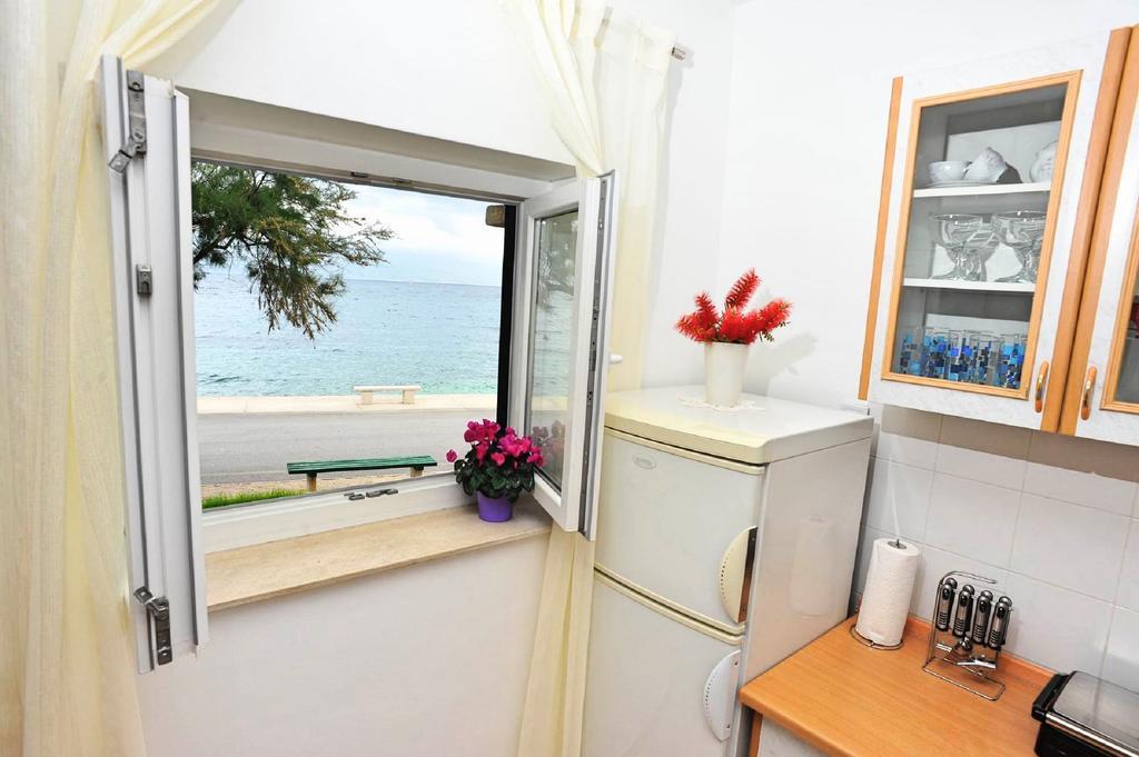 Holiday Home Lucica Sutivan Exterior photo